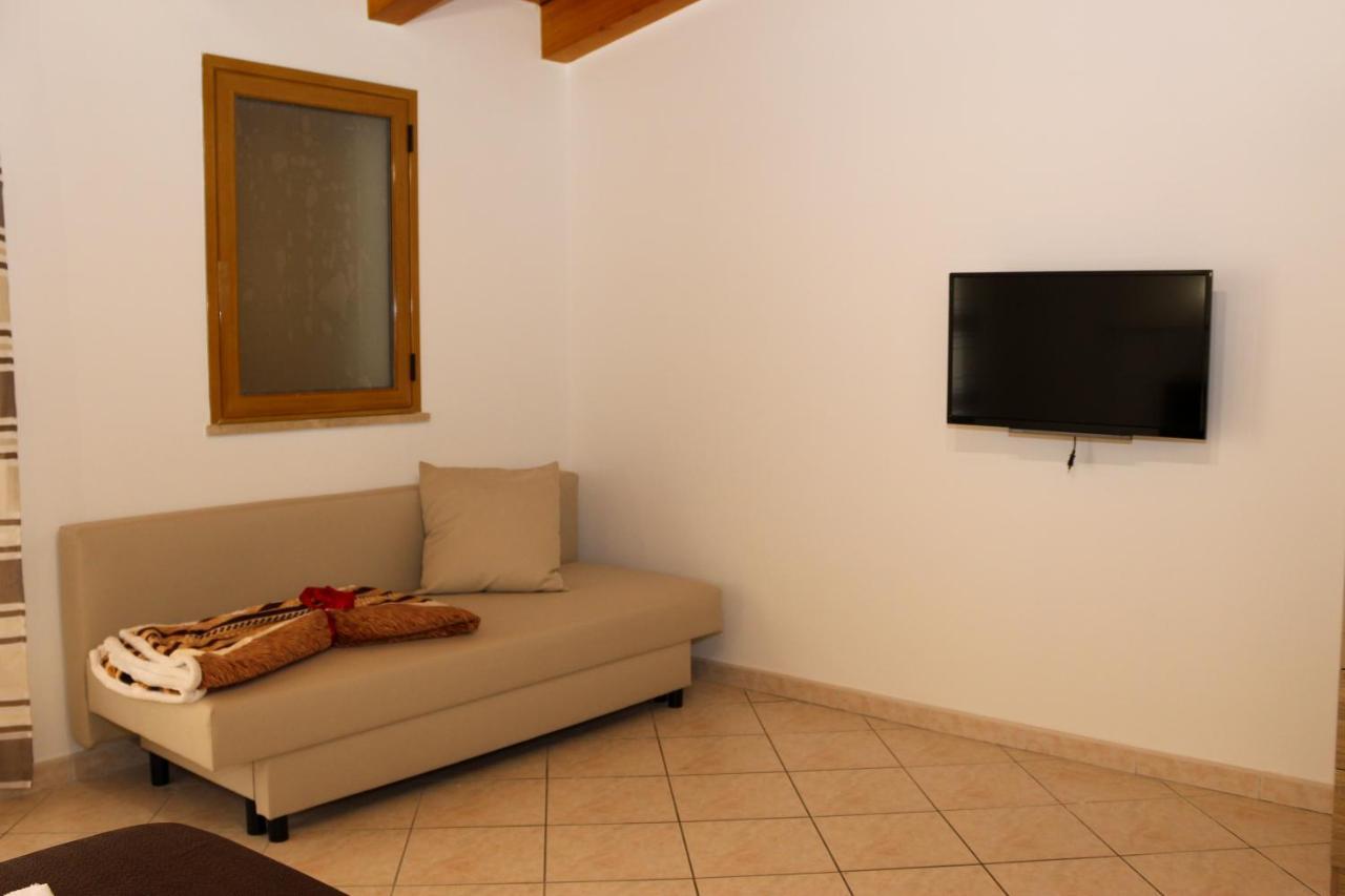 La Terra Del Sole Apartman Cinisi Kültér fotó